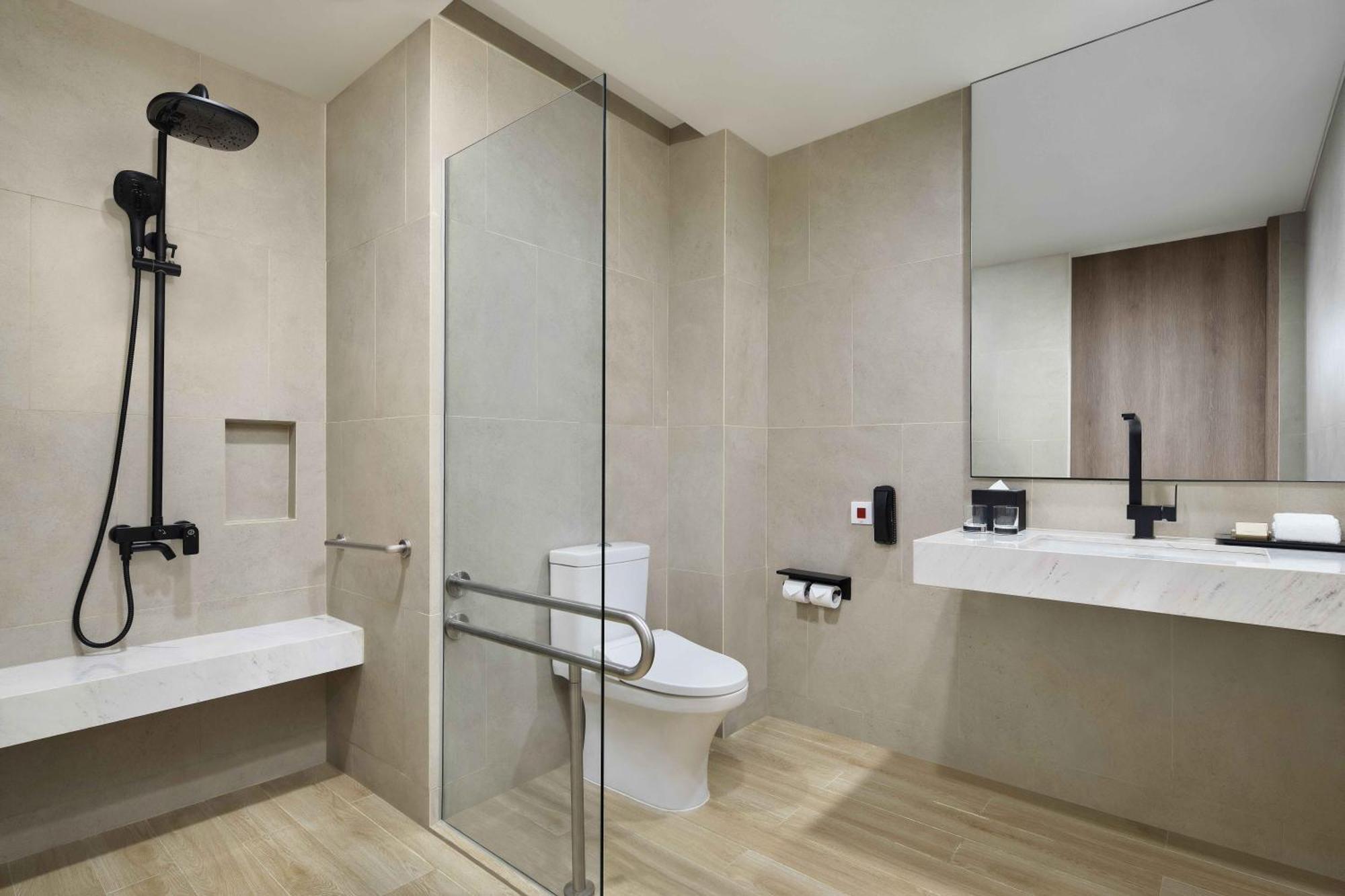 Fairfield By Marriott Jakarta Soekarno-Hatta Airport Tangerang Exterior photo