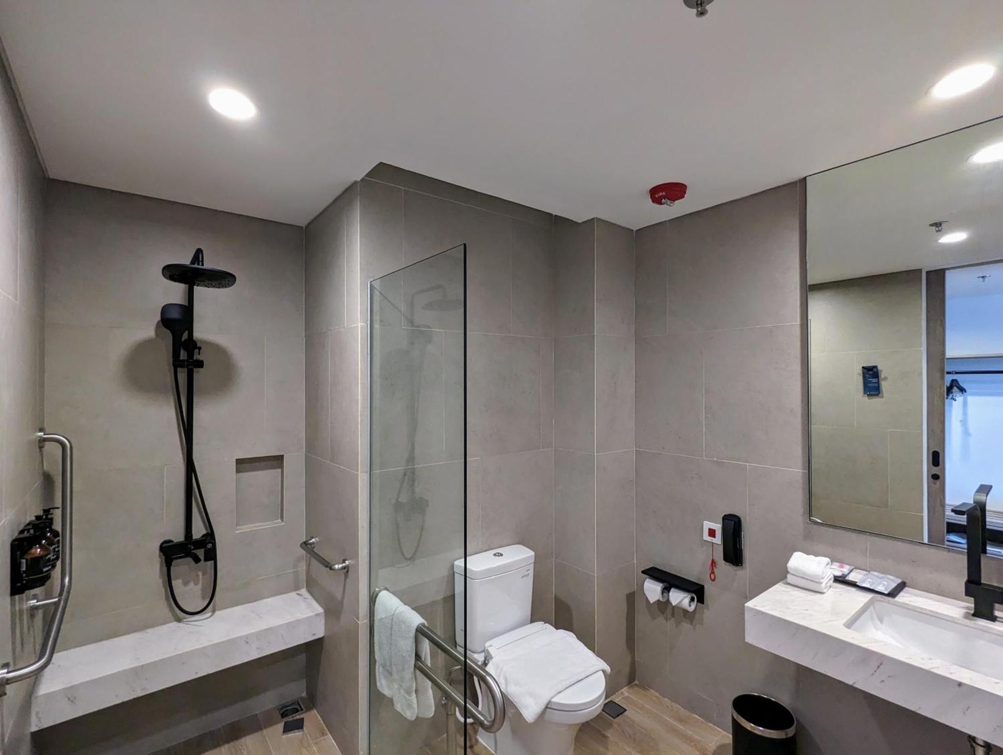 Fairfield By Marriott Jakarta Soekarno-Hatta Airport Tangerang Exterior photo